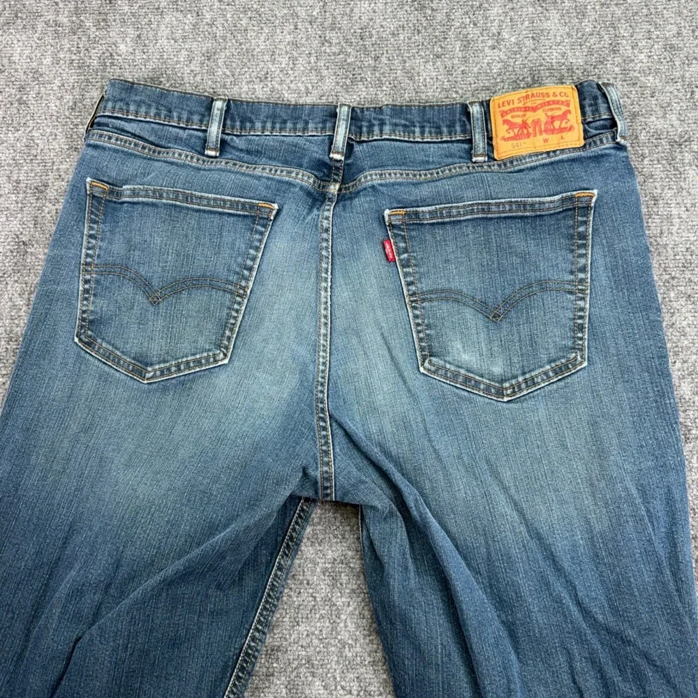 Levis 541 Athletic Taper Jeans Mens 38x33 Blue Denim Medium Wash Stretch Pants